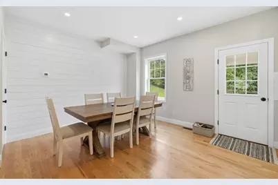 9 Walnut Ave #9, Andover, MA 01810 - Photo 12