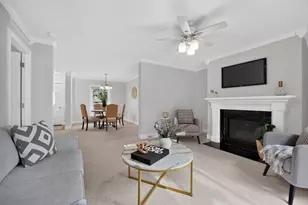 2 Leslie Ct, Rockland, MA 02370 - Photo 2