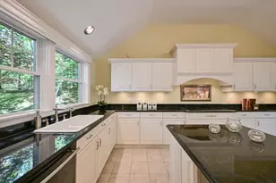 2 Rock Rd, Attleboro, MA 02703 - Photo 10