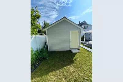 150 Jackson St, Lynn, MA 01902 - Photo 32