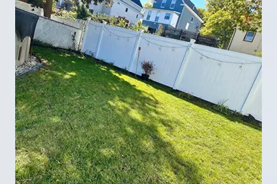 150 Jackson St, Lynn, MA 01902 - Photo 6