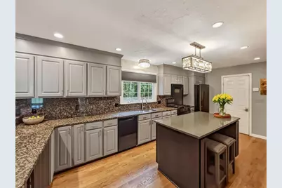 16 Wadsworth Rd, Ashland, MA 01721 - Photo 8