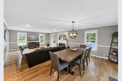 16 Wadsworth Rd, Ashland, MA 01721 - Photo 6