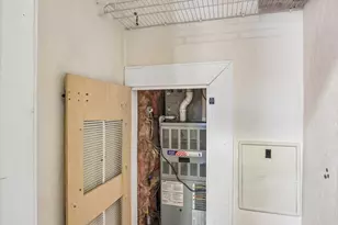 550 Main, Malden, MA 02148 - Photo 18