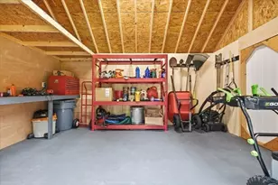 2 A Thayer Farm Rd, Attleboro, MA 02703 - Photo 40