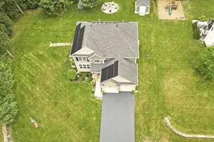 2 A Thayer Farm Rd, Attleboro, MA 02703 - Photo 2