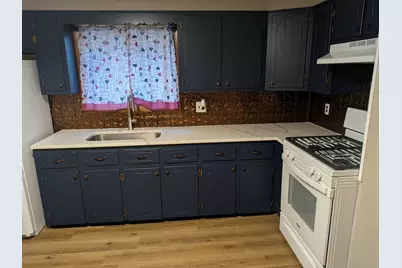 47 East Walnut St. #1, Taunton, MA 02780 - Photo 2