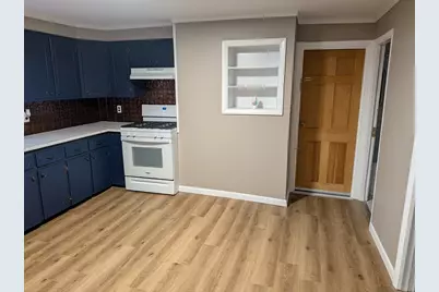 47 East Walnut St. #1, Taunton, MA 02780 - Photo 4