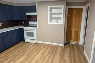 47 E Walnut St, Taunton, MA 02780 - Photo 4
