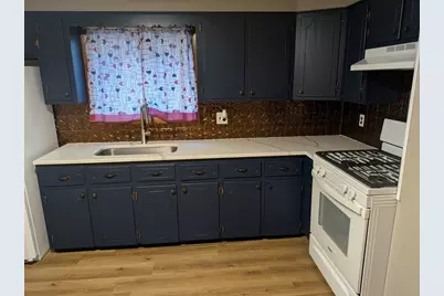 47 East Walnut St. #1, Taunton, MA 02780 - Photo 2
