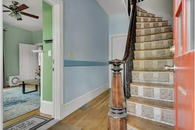 102 River St #2, Cambridge, MA 02139 - Photo 2