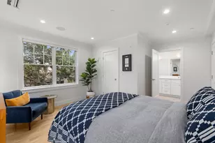8 Sycamore St, Somerville, MA 02143 - Photo 12