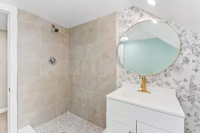 806 Main St, Wareham, MA 02571 - Photo 16