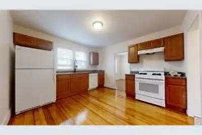 47 Olcott #47, Watertown, MA 02472 - Photo 4