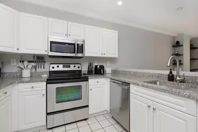 1 Cityview Ln #211, Quincy, MA 02169 - Photo 4