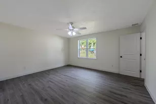 109 Navy Yard Rd, Dracut, MA 01826 - Photo 12