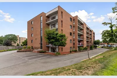 40 Main St #205, Stoneham, MA 02180 - Photo 2