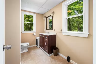 10 Nutting St, Fitchburg, MA 01420 - Photo 18