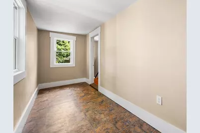 10 Nutting St, Fitchburg, MA 01420 - Photo 32