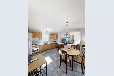 12 King Dr, Wareham, MA 02576 - Photo 2