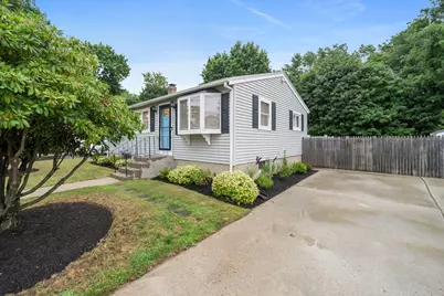 136 Pond Street, Rockland, MA 02370 - Photo 2