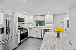 136 Pond St, Rockland, MA 02370 - Photo 6