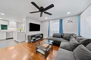 136 Pond St, Rockland, MA 02370 - Photo 10