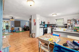 8 Windsor Ln, Gloucester, MA 01930 - Photo 8