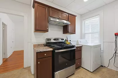 707 Bridge St, Lowell, MA 01850 - Photo 24