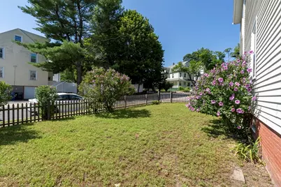 28 Forest St, Arlington, MA 02476 - Photo 4