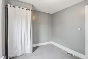 52 Lebanon St, Springfield, MA 01109 - Photo 28