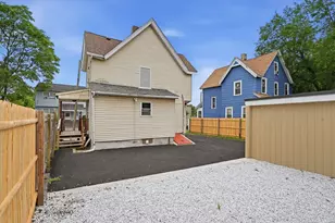 52 Lebanon St, Springfield, MA 01109 - Photo 40