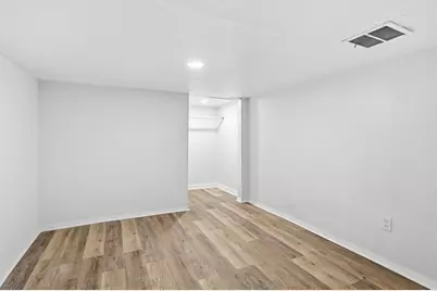 52 Lebanon St, Springfield, MA 01109 - Photo 32