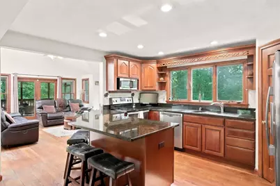 11 Marlboro Rd, Georgetown, MA 01833 - Photo 8