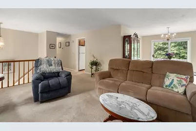 42 Jessica Way, Northbridge, MA 01534 - Photo 8