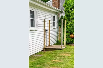 25 Deepwood Dr, Falmouth, MA 02536 - Photo 14