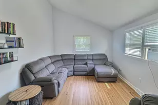 2 McFarlin Rd, Carver, MA 02330 - Photo 12