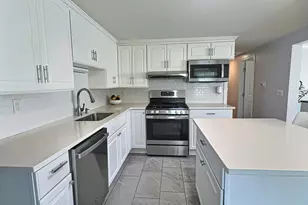 2 McFarlin Rd, Carver, MA 02330 - Photo 6