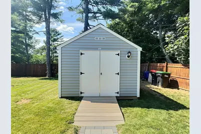 2 McFarlin Rd, Carver, MA 02330 - Photo 32