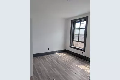 110 Gorham St #2B, Lowell, MA 01852 - Photo 6