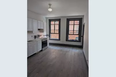110 Gorham St #2B, Lowell, MA 01852 - Photo 8