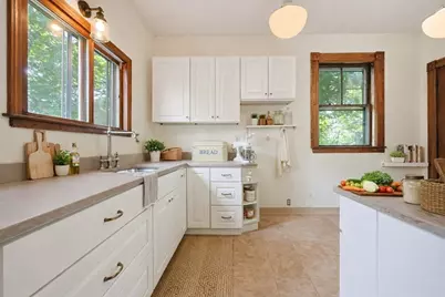 7 Baker Street, Worcester, MA 01603 - Photo 16