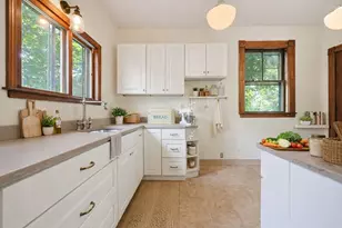 7 Baker St, Worcester, MA 01603 - Photo 16
