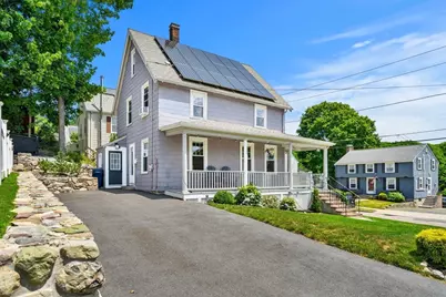 90 Forest St, Melrose, MA 02176 - Photo 2