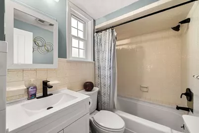 90 Forest St, Melrose, MA 02176 - Photo 20