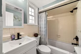 90 Forest St, Melrose, MA 02176 - Photo 20