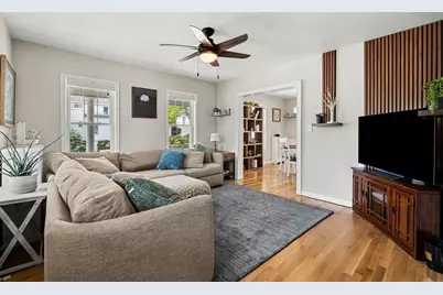 90 Forest St, Melrose, MA 02176 - Photo 12
