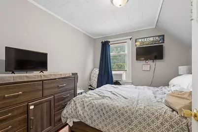 323 Rollstone St, Fitchburg, MA 01420 - Photo 22