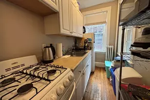 26 Myrtle St, Boston, MA 02114 - Photo 4
