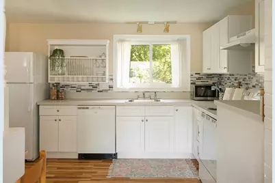 9 Upper Joclyn Avenue, Framingham, MA 01701 - Photo 6
